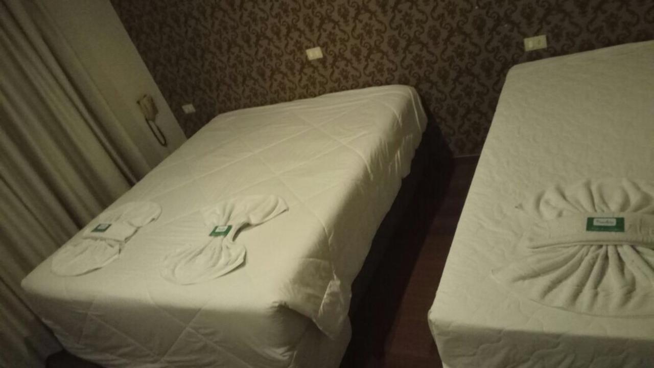 Pissoloto Hotel Sertanopolis Bagian luar foto